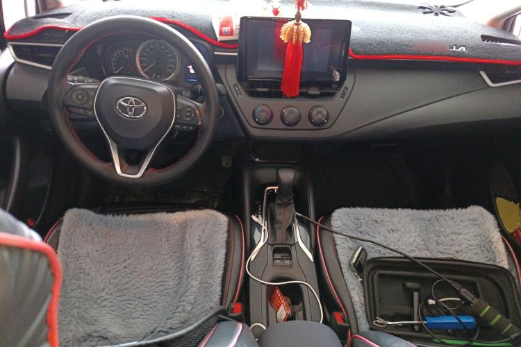 Used Toyota Corolla 2022 1.2T S-CVT Pioneer PLUS Edition Center Console