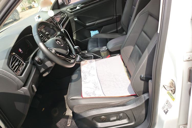 Used Volkswagen T-ROC 2020 280TSI DSG Two-Wheel Drive Comfort Version Left Front Seat