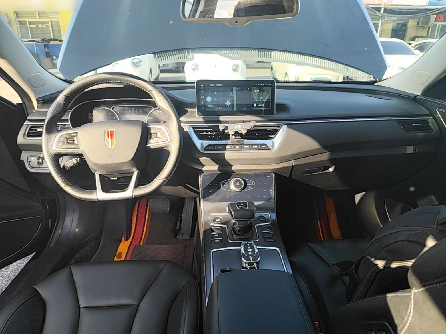 Hongqi H5 2022 Classic Model Facelift 1.8T Automatic Smart Connect Flagship Edition - Chinese Trim Xiang — снимка 12
