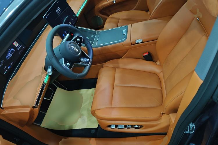 Used Hima S9T 2025 Model Range-Extended Ultra Long-Range Version Left Front Seat