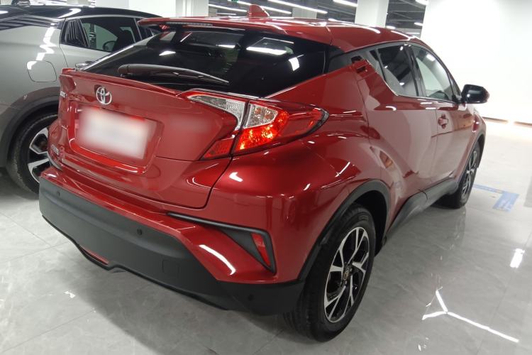 Used Toyota C-HR 2018 2.0L Leading with Sunroof China V Standard