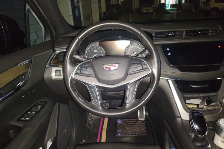 Used Cadillac XT5 2016 28T Four-Wheel-Drive Leading Model