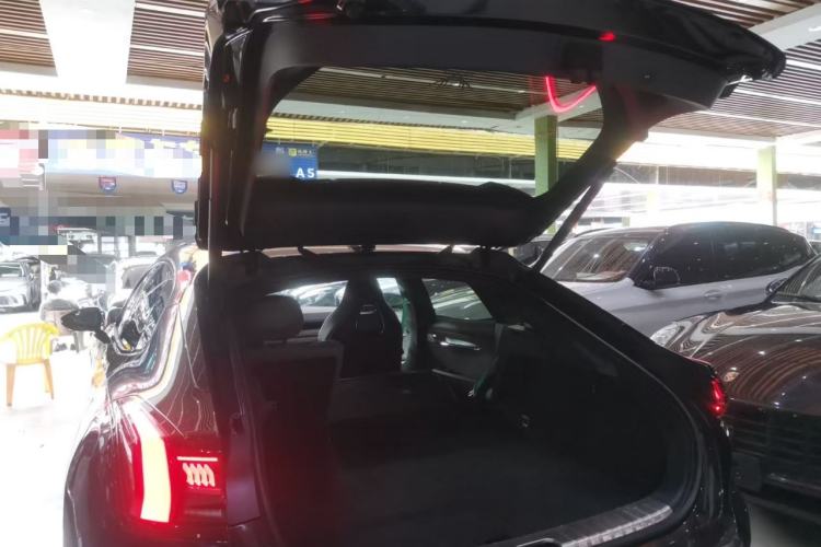 Used Zeekr 001 2022 Ultra-Long Range Dual-Motor YOU Version Trunk