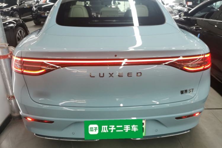Used Hima Luxeed S7 2024 Ultra Four-Wheel Drive Flagship Edition Rear