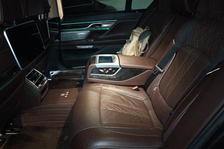 Used BMW 7 Series 2016 730Li Luxury Model
