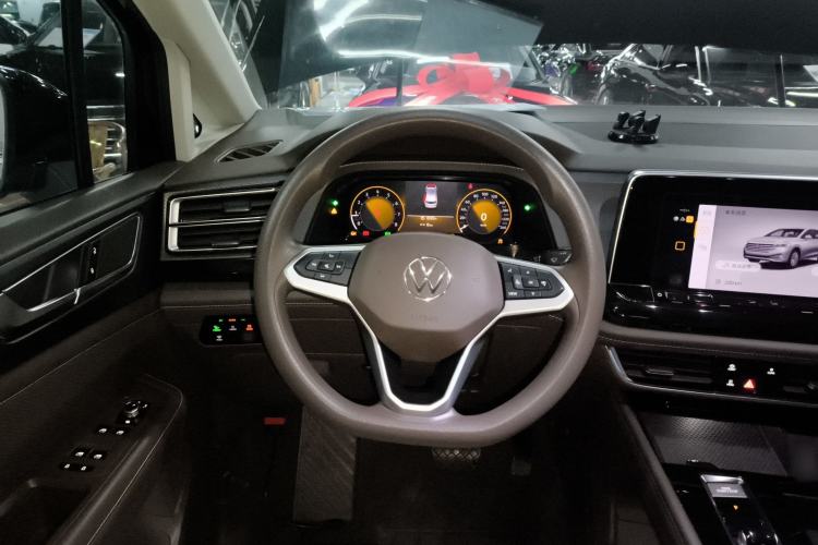 Used Volkswagen Viloran 2023 Revised 330TSI Business Edition Steering Wheel