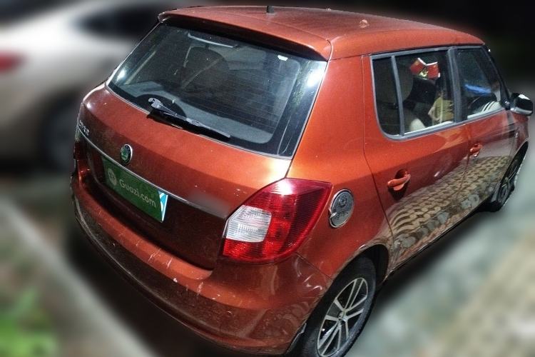 Used Skoda Fabia 2012 1.4L Automatic Crystal Edition