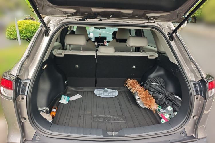 Used Toyota FRONTLANDER 2023 2.0L CVT Luxury Edition Trunk