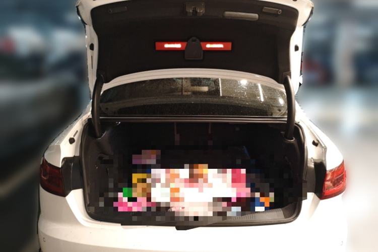 Used Audi A4L 2019 40 TFSI Fashion Edition China VI Emission Standard Trunk