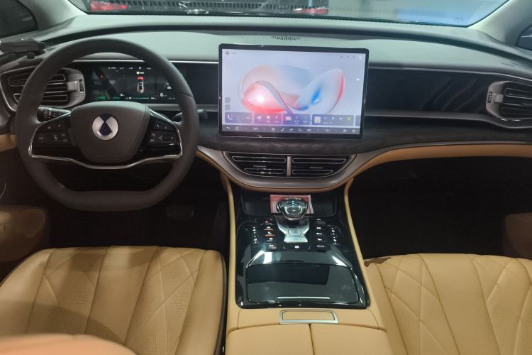 Used Denza D9 2025 EV Intelligent Driving Edition 620 Luxury Model
