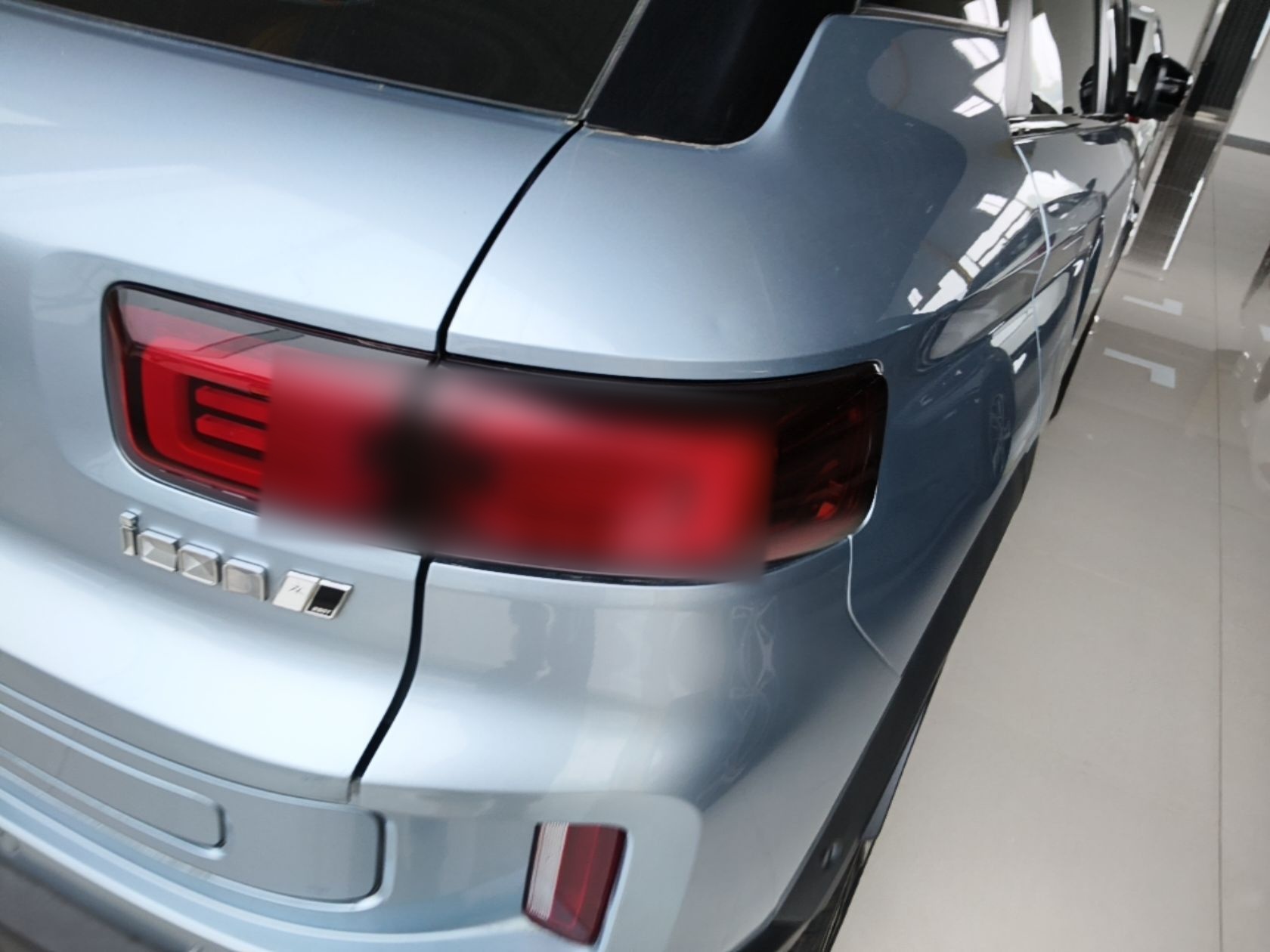 Geely Auto icon 2023 1.5TD Chocolate Luxe Edition — снимка 9