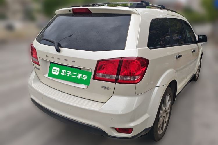 Used Dodge Journey 2013 2.4L Two-Wheel Drive Luxury Version
