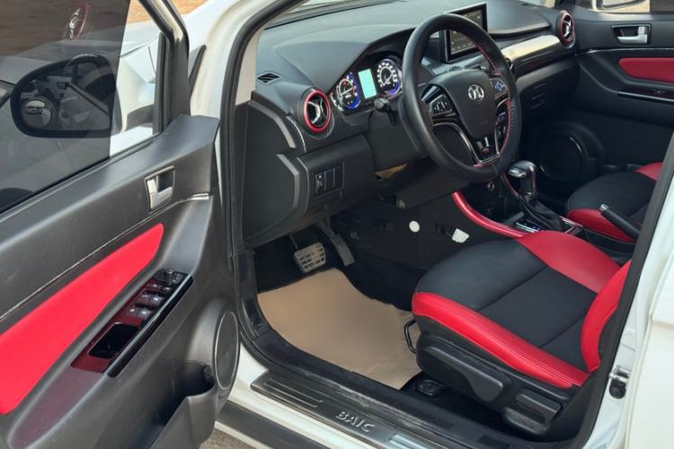 Used BAIC Senova X25 2015 1.5L Automatic Elite Model Interior 5