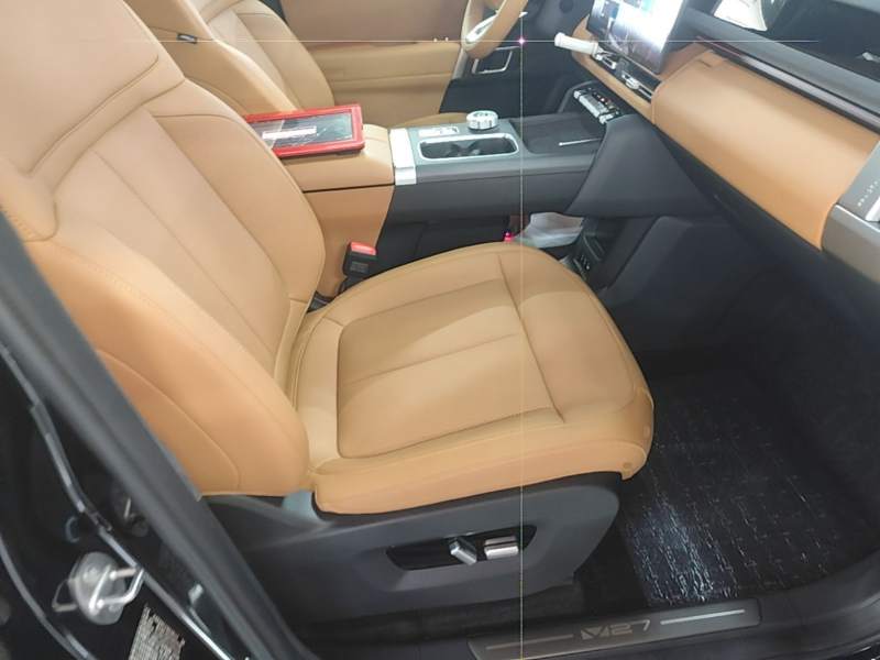 Used iCAR V27 2026 Model 200KM Four-Wheel Drive Falcon 500 — 24