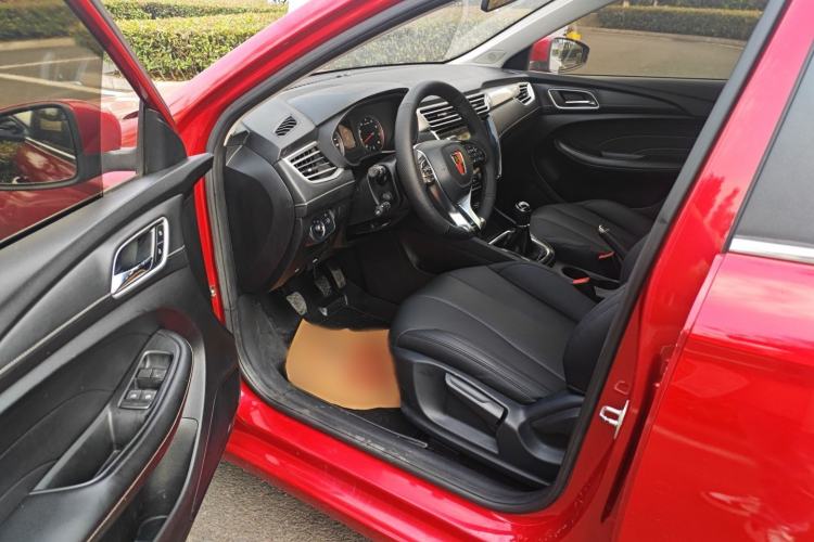 Used Roewe i5 2020 1.5L Manual 4G Connect Leehao Flagship Edition Driver Seat