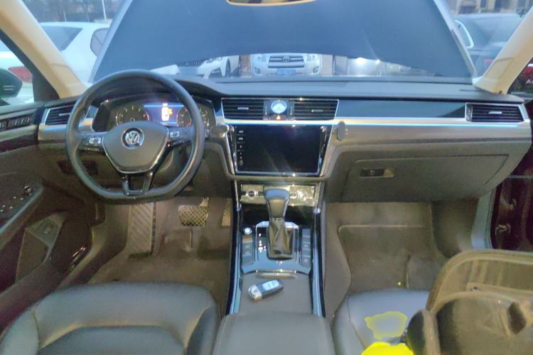 Used Volkswagen Phideon 2018 Revised Version 380TSI Two-Wheel Drive Business Edition