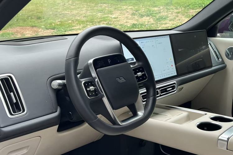 Used Li Auto L9 2025 Ultra Smart Refreshed Edition Interior 2