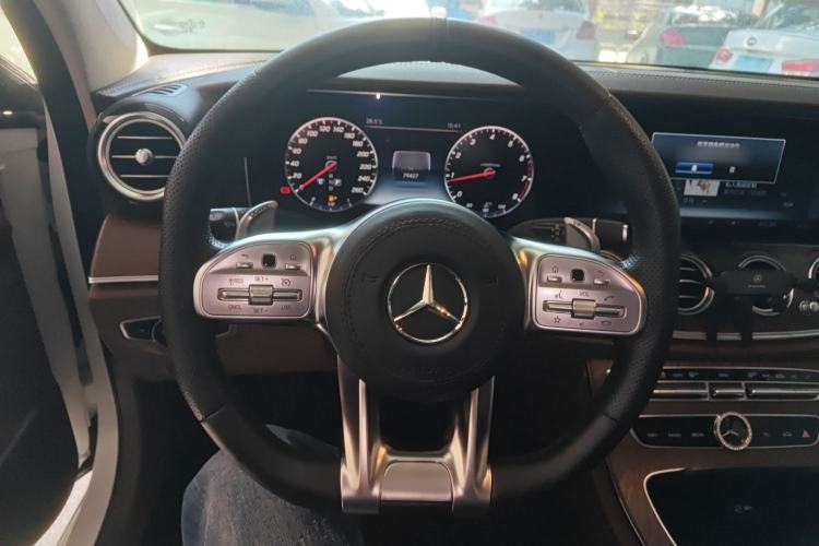 Used Mercedes-Benz E-Class 2018 Facelift E 300 L Luxury Edition
