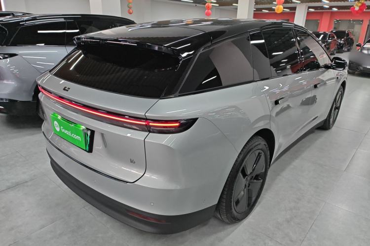 Used Li Auto Li Auto i6 2025 Model Two-Wheel-Drive Standard Type
