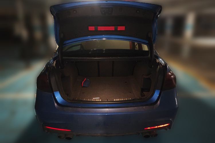 Used BMW 3 Series 2018 320Li Leading Model M Sport Package Trunk