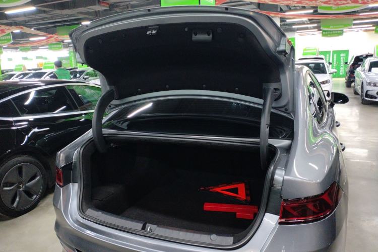 Used BYD Qin PLUS 2024 HONOR Edition DM-i 55KM Leading Model
