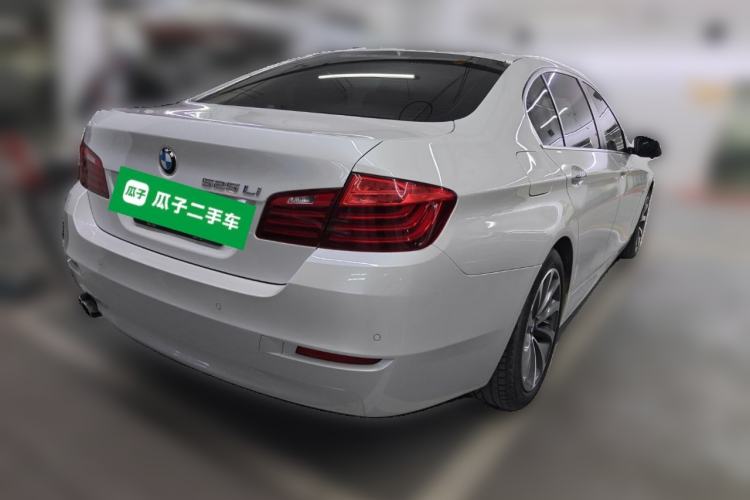 Used BMW 5 Series 2017 525Li Leading Model Rear Right 45 Deg