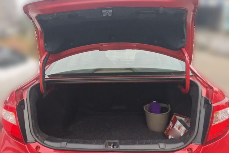 Used BYD G5 2014 1.5TI Manual Luxury Edition