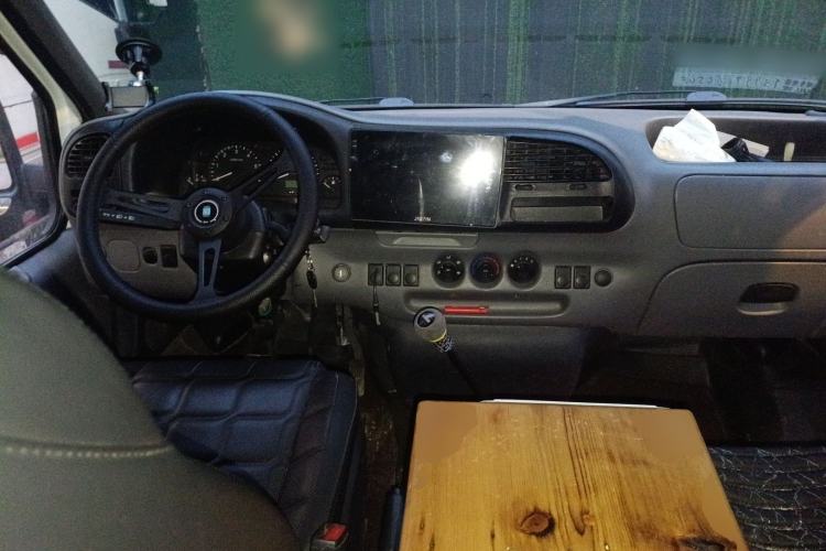 Used Ford Classic Transit 2013 2.8T Diesel Logistics Model with Short Wheelbase and Mid-Roof JX493ZLQ4