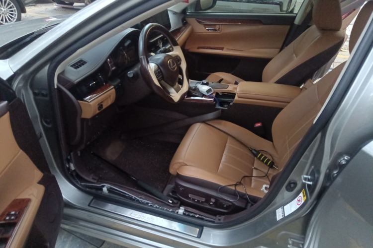 Used Lexus ES 2015 200 Elite Edition
