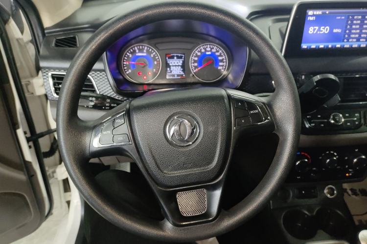 Used Dongfeng Fengon 330 2019 1.5L 330S Manual Comfort Version China VI Standard