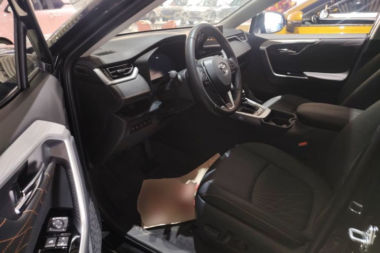 Used Toyota RAV4 2024 2.0L CVT Two-Wheel Drive Fashion Plus Edition