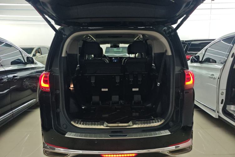 Used GAC Trumpchi M8 2023 Lingxiu Series 390T Prestige Edition
