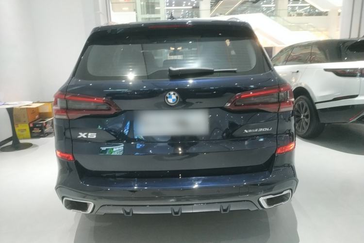 Used BMW X5 2022 Restyled xDrive 30Li Luxury Version M Sport Package