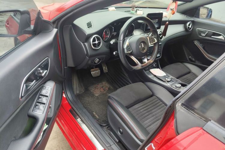 Used Mercedes-Benz CLA 2019 CLA 220 4MATIC
