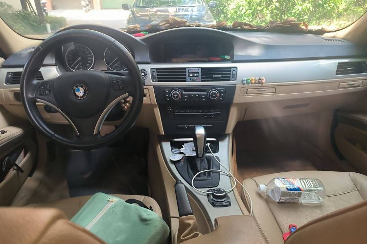 Used BMW 3 Series 2012 320i Luxury Edition