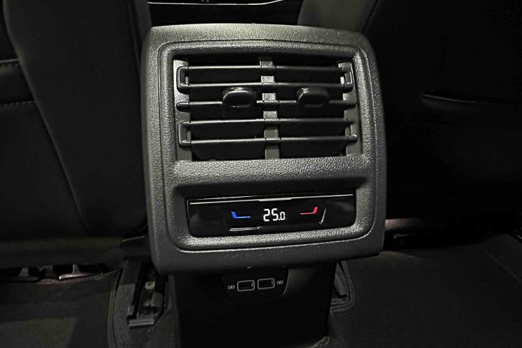 Used Volkswagen Golf 2023 280TSI DSG R-Line Lite
