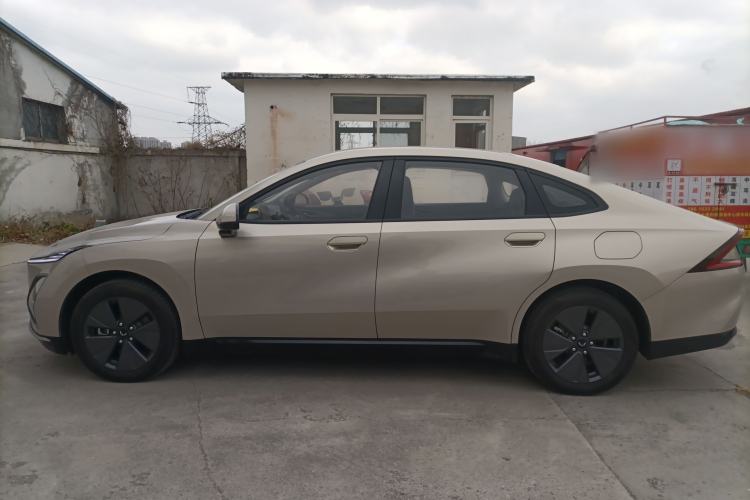 Used Wuling E5 2024 410 km Standard Version
