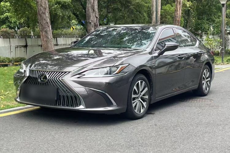 Used Lexus ES 2020 200 Excellence Edition
