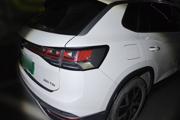 Used Volkswagen Tayron 2023 280TSI Two-Wheel-Drive Luxury Plus Advanced Version
