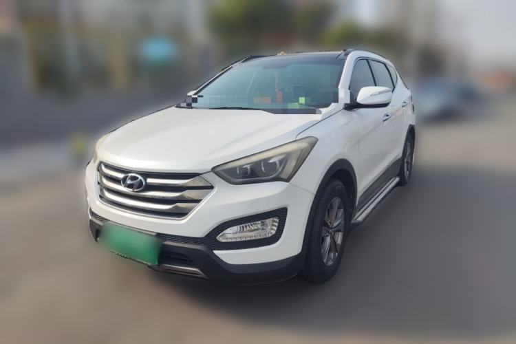 Used Hyundai Santa Fe 2015 2.0T Automatic Two-Wheel Drive Smart Version 5 Seats