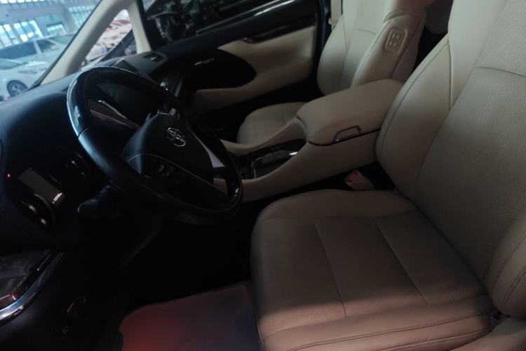 Used Toyota Alphard 2021 Dual-Engine 2.5L Luxury Edition Left Front Seat