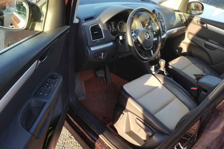 Used Volkswagen Sharan 2019 380TSI Comfort Edition 7-Seater
