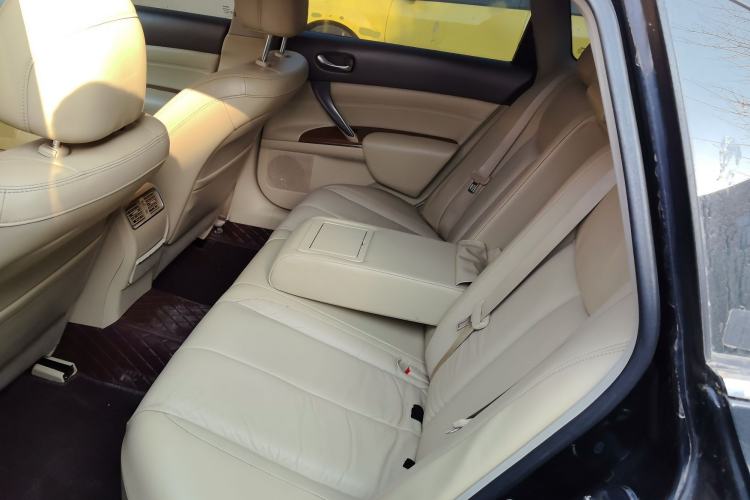 Used Nissan Teana 2011 2.5L XL Advanced Edition
