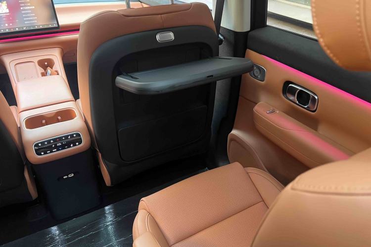 Used Leapmotor C16 2024 Range-Extended 200 Luxury Edition