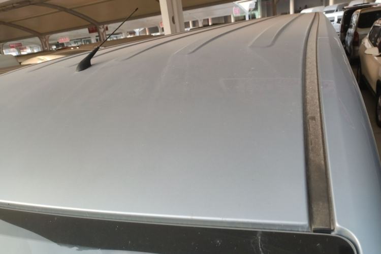 Used Wuling Yangguang 2024 300KM Comfort Version Passenger Van 75kW
