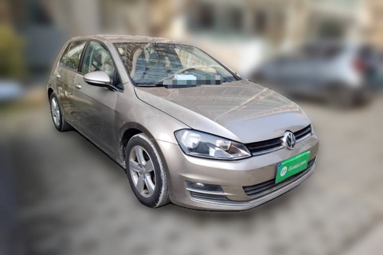 Used Volkswagen Golf 2016 1.6L Automatic Fashion Model Front Right 45 Deg