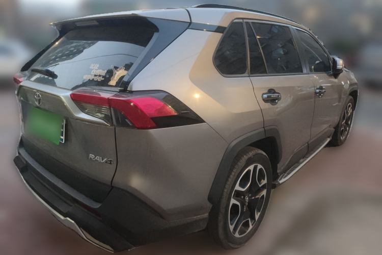 Used Toyota RAV4 2021 2.0L CVT Two-Wheel Drive Prestige Edition