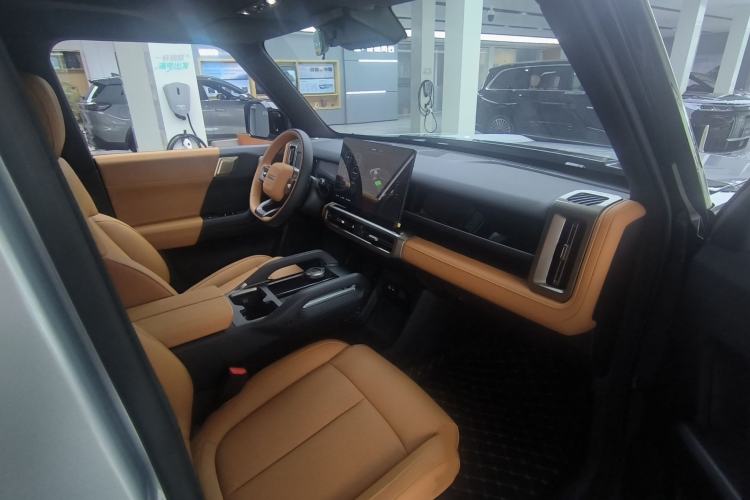 Used Chery Fulwin X3L 2025 Model 205 All-Wheel Drive High-Energy Edition Interior 3