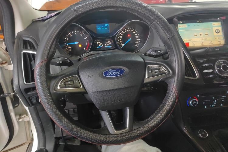 Used Ford Focus 2017 Sedan 1.6L Manual Fashion Edition Smart Drive Version