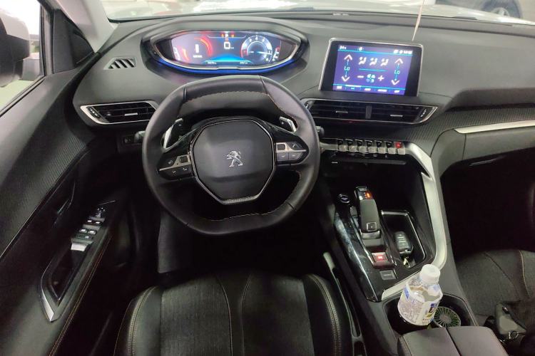 Used Peugeot 5008 2017 350THP 7-Seater Elite Edition Steering Wheel